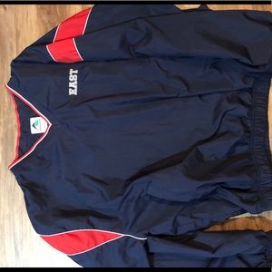 patriots windbreaker pull over